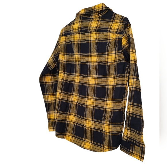 14. Men's Midweight Flannel Button-Down Shirt - Goodfellow & Co - Picture 7 of 9